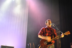 R.E.M._Benefit 830